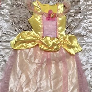 Only wore once, very good condition